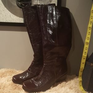 NWOB Naot Boots